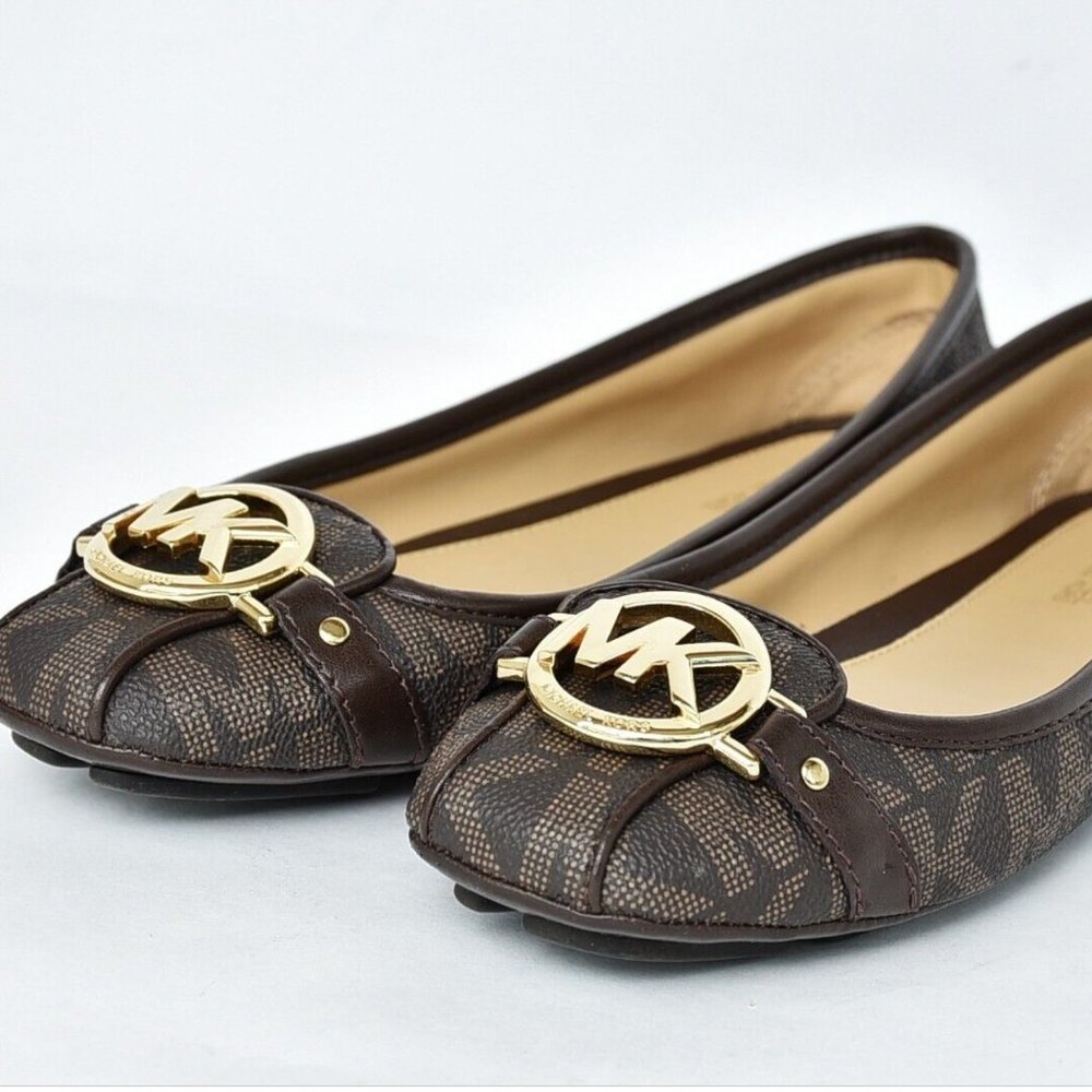 NEW Michael Kors Fulton Studded Logo Moccasin, size 7